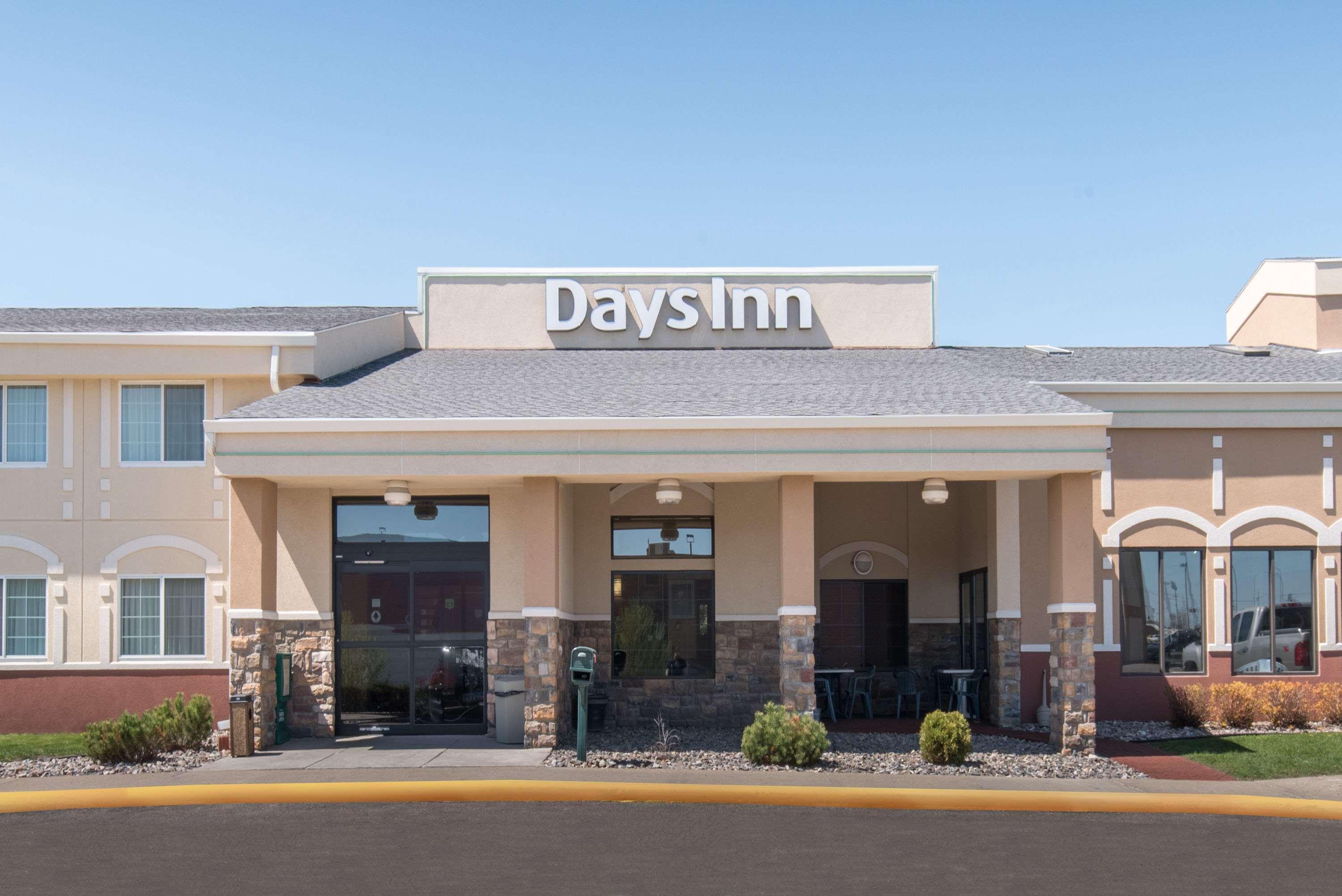 Days Inn By Wyndham Minot Exterior foto